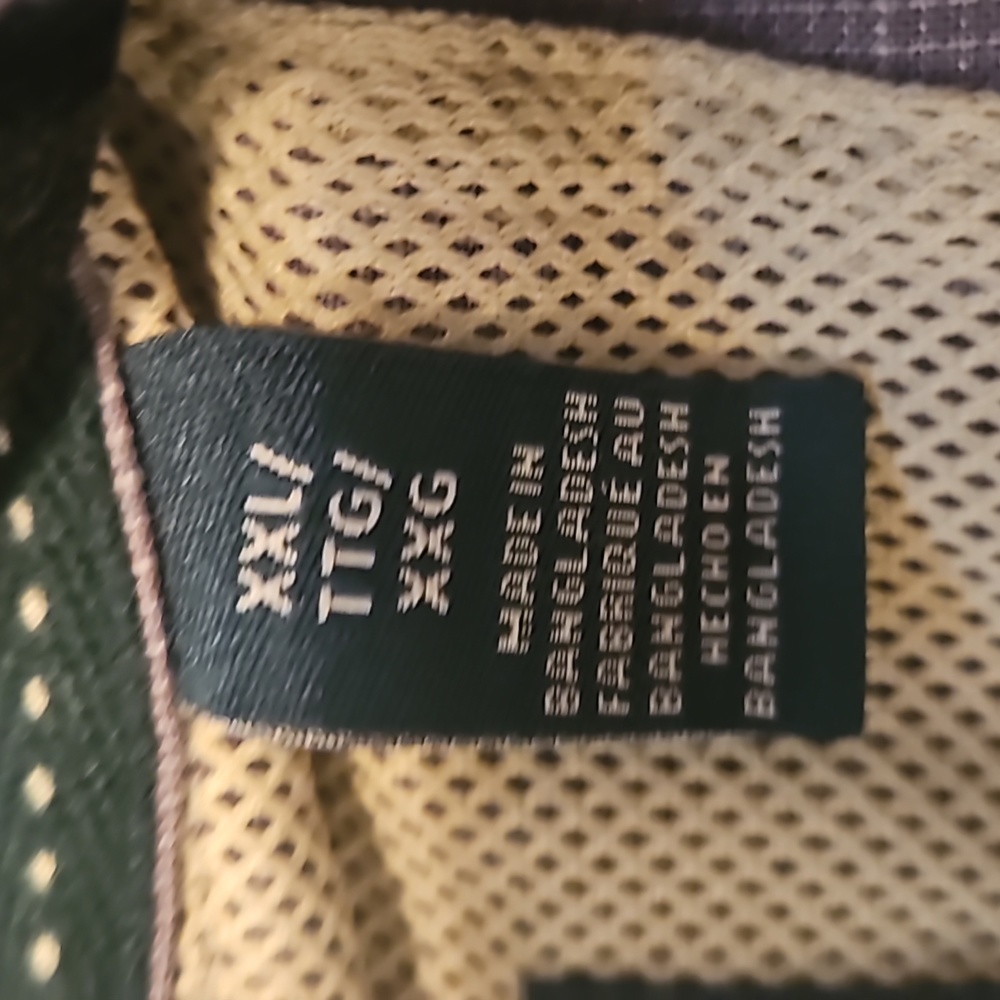 button down shirt - Picture 7 of 7